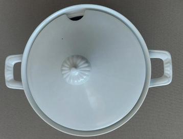 Witte soepterrine van het merk Mitterteich beschikbaar voor biedingen