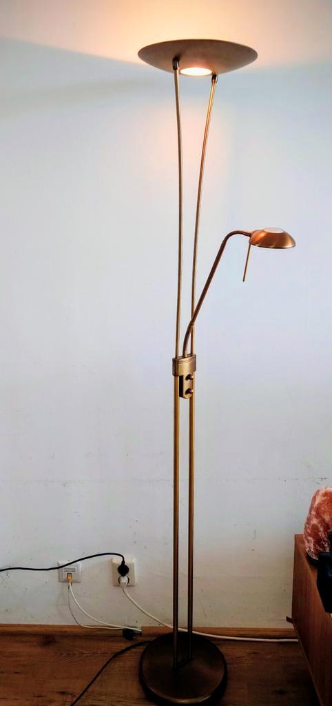 Mooie koperkleurige hallogeen vloerlamp, Huis en Inrichting, Lampen | Vloerlampen, Zo goed als nieuw, 150 tot 200 cm, Ophalen