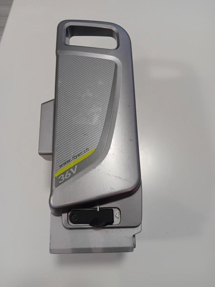 Accu Flyer Next Generation 36v NKY467B2  540Wh met Garantie, Fietsen en Brommers, Fietsaccessoires | Fietsaccu's, Zo goed als nieuw