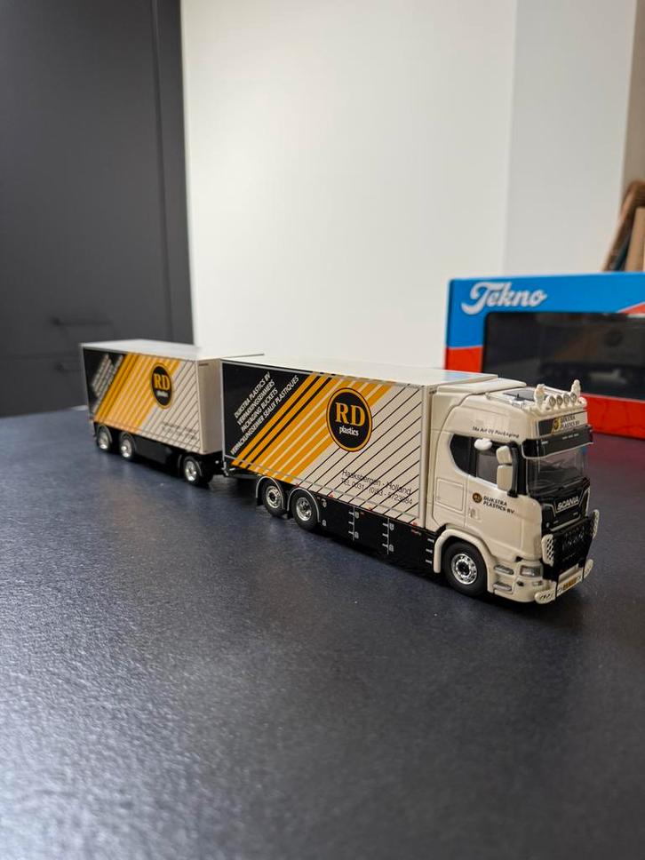Tekno Dijkstra Plastics scania S combi, Hobby en Vrije tijd, Modelauto's | 1:50, Zo goed als nieuw, Bus of Vrachtwagen, Tekno