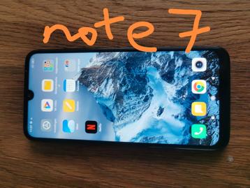 Samsung mobiele telefoon  beschikbaar voor biedingen