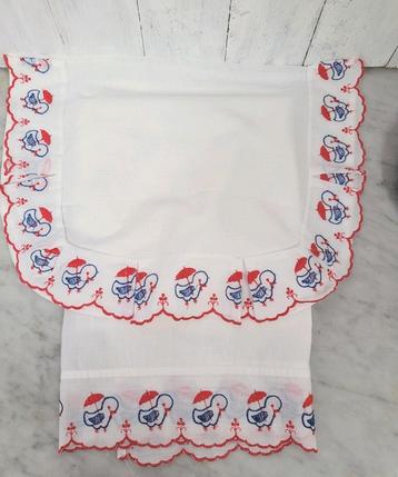Vintage geborduurd lakensetje met eendjes. beschikbaar voor biedingen