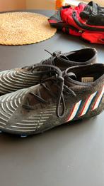 Voetbalschoenen maat 42, Sport en Fitness, Voetbal, Maat XS of kleiner, Ophalen of Verzenden, Zo goed als nieuw, Schoenen
