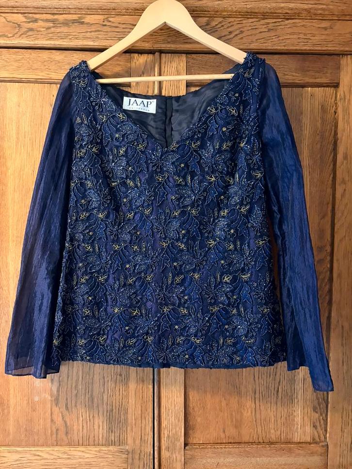 Top paars geborduurd maat 42, Kleding | Dames, Tops, Zo goed als nieuw, Maat 42/44 (L), Paars, Zonder mouw, Ophalen of Verzenden