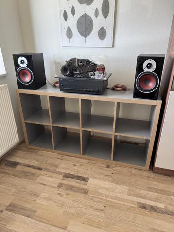 Grey IKEA KALLAX 4x2 Shelf Unit beschikbaar voor biedingen