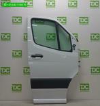 Mercedes Sprinter W907 ('18-'21) Voorportier rechts wit taxi, Rechts, Gebruikt, Deur, Mercedes-Benz