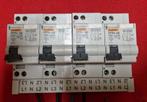 4x Aardlekautomaat C16 0.03A op 3fase kamrail Merlin, Ophalen of Verzenden, Gebruikt