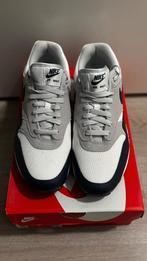 Nieuwe Nike Air Max - Maat 44, Ophalen of Verzenden, Nieuw, Nike, Sneakers of Gympen