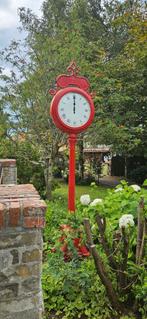 Oude gietijzeren engelse stationsklok curiosa, Ophalen