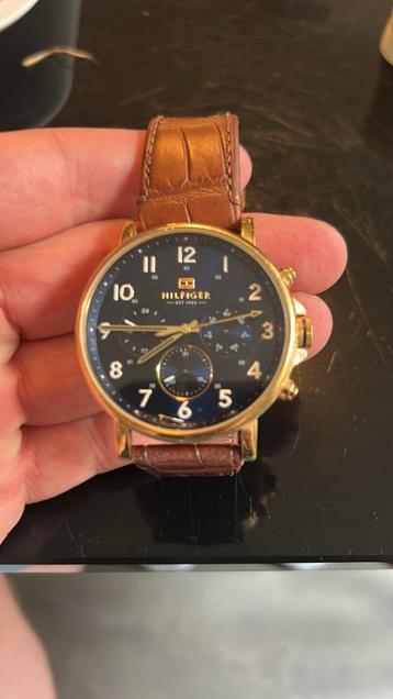 Tommy Hilfiger, stainless steel horloge  beschikbaar voor biedingen