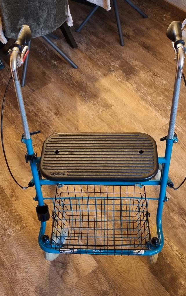 Rollator., Diversen, Rollators, Zo goed als nieuw, Ophalen of Verzenden