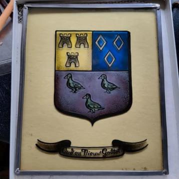 Glas in lood hangers beschikbaar voor biedingen