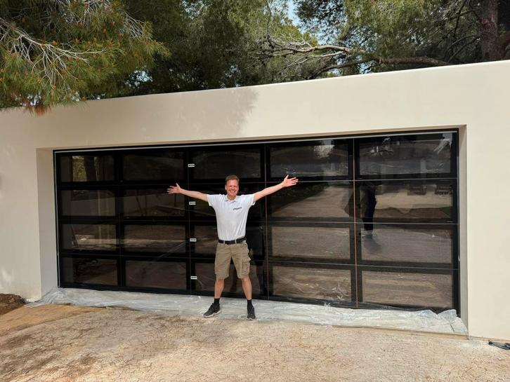 De mooiste garagedeuren van Nederland! Glazen elektrisch, Doe-het-zelf en Verbouw, Deuren en Horren, Zo goed als nieuw, Garagedeur