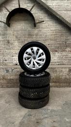 15 inch volkswagen polo met all season, Auto-onderdelen, Ophalen, Gebruikt, 15 inch, Banden en Velgen