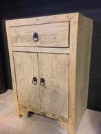 2x Stoer Landelijk Oud Hout nachtkastje Sober Puur Robuust, Ophalen, Zo goed als nieuw, Minder dan 45 cm