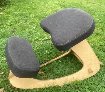 Ergonomische Kniestoelen Set van 2 beschikbaar voor biedingen