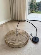 2 Karwei Fedde hanglampen - Rotan, Huis en Inrichting, Ophalen, Zo goed als nieuw, Hout, Minder dan 50 cm