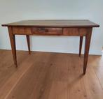 antieke Franse eettafel 136cm lang x 75 cm breed x78,5 hoog, Huis en Inrichting, Tafels | Sidetables, Ophalen, Gebruikt, 50 tot 75 cm