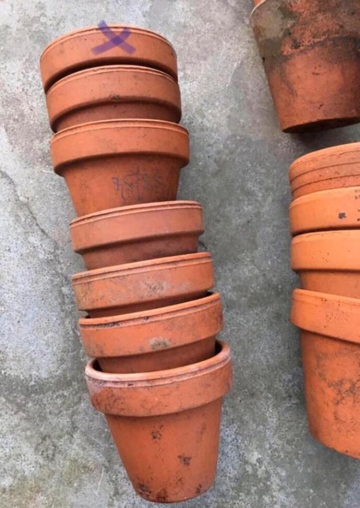 Diverse terracotta bloempotten stevige potten, Tuin en Terras, Bloempotten, Zo goed als nieuw, Terracotta, Binnen, Balkon, Tuin