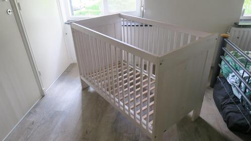 baby bedje ledikant, Kinderen en Baby's, Babywiegjes en Ledikanten, Zo goed als nieuw, Ledikant, Ophalen