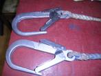 Te koop: 2 Veiligheidshaken, Ophalen of Verzenden, Gebruikt