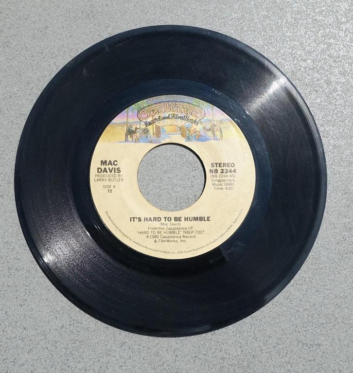 mac davis - it's hard to be humble, Cd's en Dvd's, Vinyl Singles, Single, 7 inch, Ophalen of Verzenden