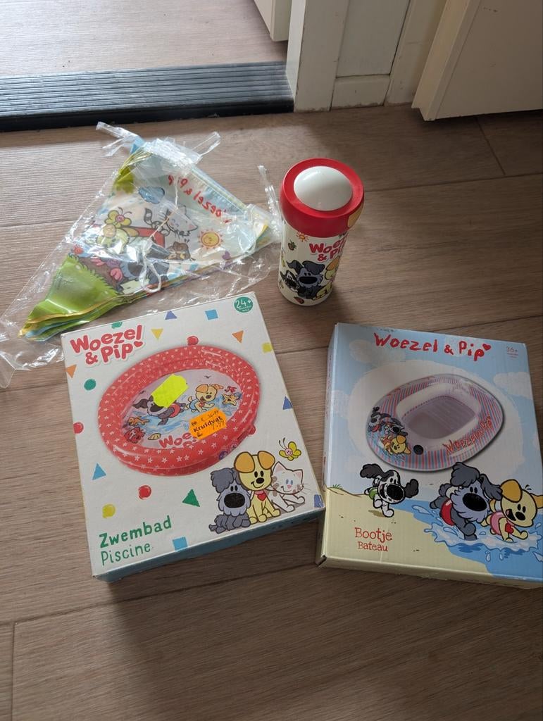 Woezel en Pip pakket (badje, opblaasboot, beker, slingers, Ophalen of Verzenden