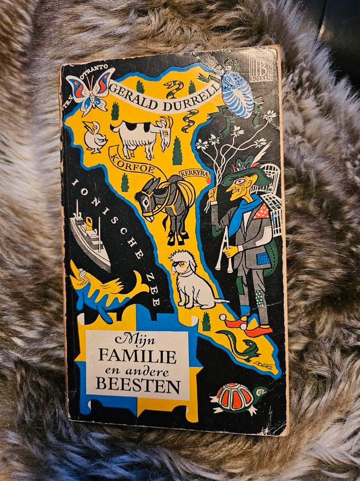 Mijn familie en andere beesten - Gerald Durrell, Boeken, Biografieën, Gelezen, Overige, Ophalen of Verzenden