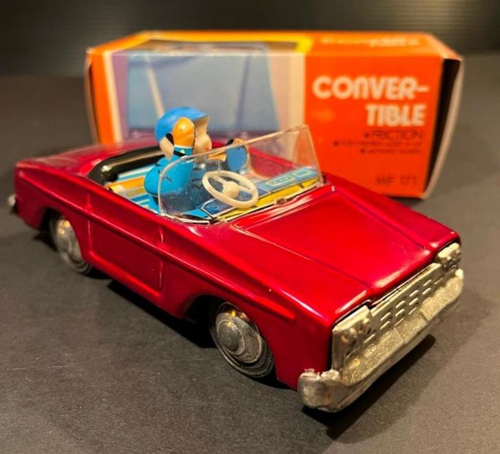 Blikken cabriolet met chauffeur, Verzamelen, Automerken, Motoren en Formule 1, Zo goed als nieuw, Auto's, Ophalen of Verzenden