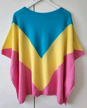 Nieuwe Interdee cashmere poncho trui in maat 42/44 beschikbaar voor biedingen