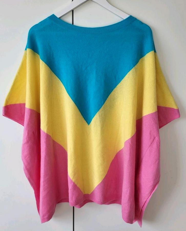 Nieuwe Interdee cashmere poncho trui in maat 42/44, Kleding | Dames, Truien en Vesten, Nieuw, Maat 42/44 (L), Overige kleuren