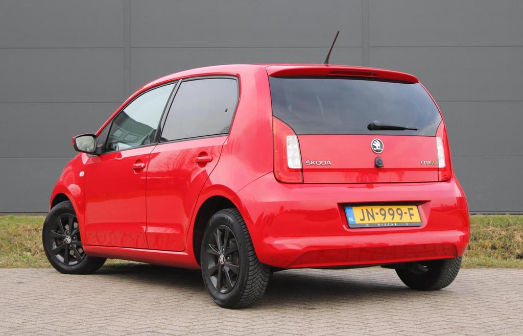 Skoda Citigo 1.0 Greentech Fresh Airco CruiseControl AllSeas, Voorwielaandrijving, Stof, Gebruikt, Start-stop-systeem