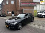 BMW 1-serie 116i Essential Sport Stoelen Ketting Vervangen, 1-Serie, 65 €/maand, Zwart, 19 km/l