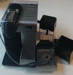 Delonghi nespresso koffiezetapparaat met melkopschuimer, Ophalen, Gebruikt, Koffiemachine, Koffiepads en cups