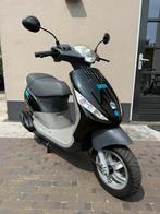 ⭐️Piaggio zip 2 takt 50cc Brom 5178 kilometer NIEUWSTAAT⭐️, Ophalen, Zo goed als nieuw, Zip