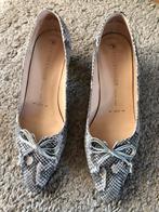 Peter kaiser 4 pumps hakken als nieuw 37, Kleding | Dames, Schoenen, Peter Kaiser, Ophalen of Verzenden, Zo goed als nieuw