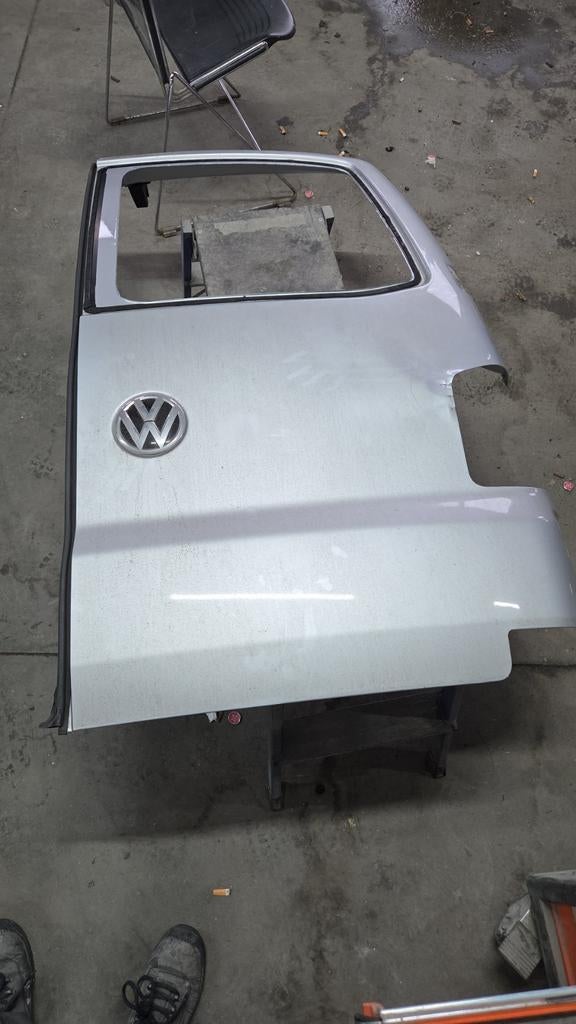 Rechter Achterportier Volkswagen Transporter 2022, Ophalen, Gebruikt, Achter, Volkswagen