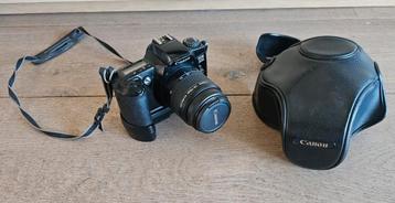Canon EOS 3000 Spiegelreflexcamera met Lens beschikbaar voor biedingen