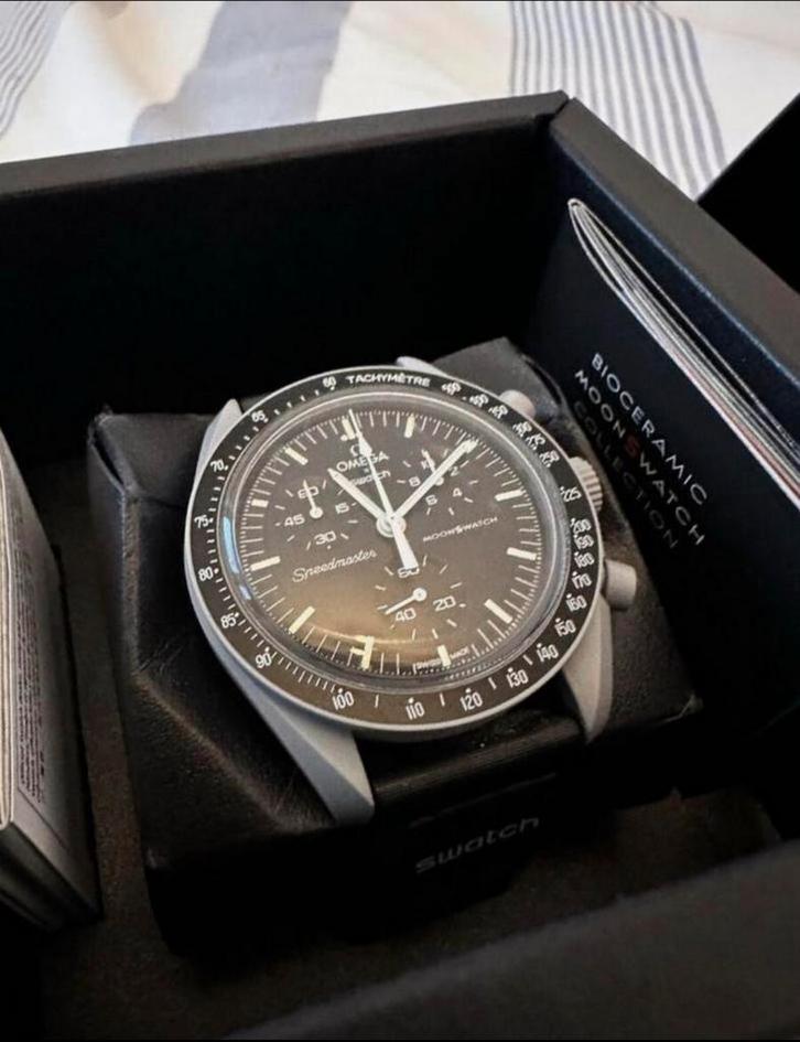 Omega x Swatch Mission to the Moon, Sieraden, Tassen en Uiterlijk, Horloges | Heren, Zo goed als nieuw, Polshorloge, Swatch, Kunststof