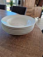 Set van diepe borden, Huis en Inrichting, Keuken | Servies, Ophalen, Keramiek, Zo goed als nieuw, Bord(en)
