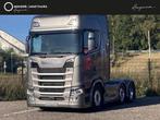 Scania S660 V8 6x2/4 | Full Air | Retarder | Full Options, Auto's, Vrachtwagens, Automaat, Stof, Scania, Metallic lak