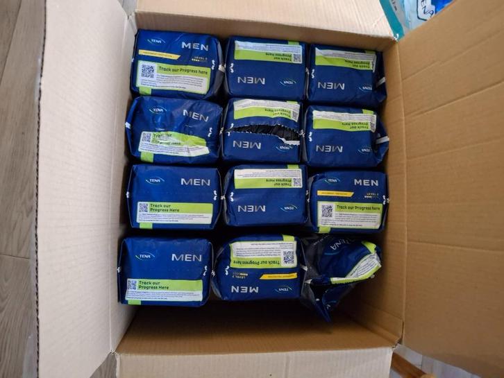 Tena Men inlegluiers, level 2, 11 pakken nieuw in doos, Diversen, Verpleegmiddelen, Nieuw, Ophalen of Verzenden