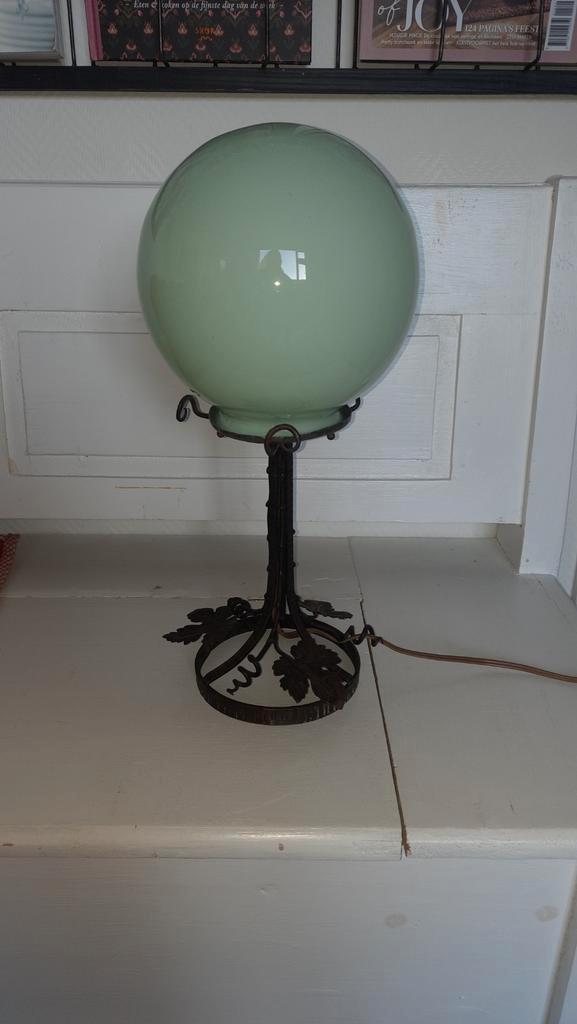Smeedijzeren lamp druiven ranken, lees de beschrijving, Huis en Inrichting, Lampen | Tafellampen, Zo goed als nieuw, Minder dan 50 cm
