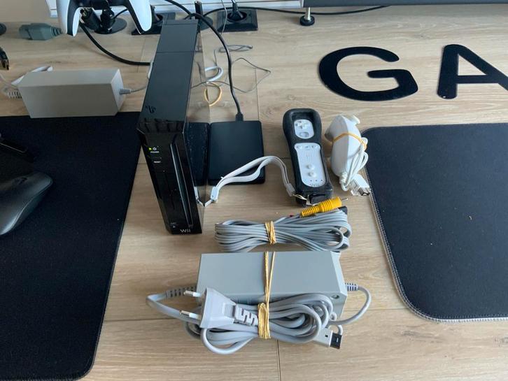 Wii Zwart/Wit + 100+ Games op de harddisk + HDMI Adapter, Spelcomputers en Games, Games | Nintendo Wii, Gebruikt, Overige genres