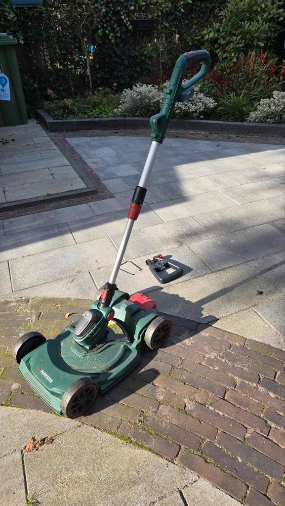 Parkside Grasmaaier & Kantentrimmer 2-in-1, Tuin en Terras, Grasmaaiers, Zo goed als nieuw, Accu-grasmaaier, Ophalen