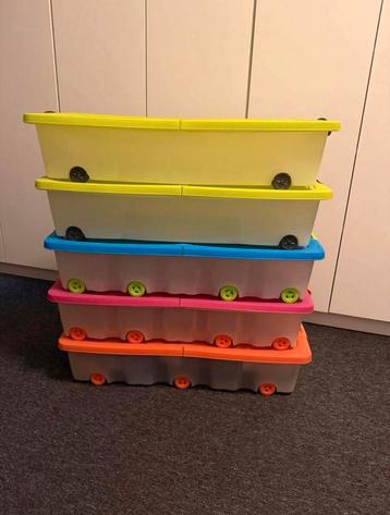 Bedroller plastic box doos onder bed opbergen dozen wieltjes beschikbaar voor biedingen
