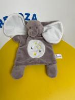 1344 nicotoy knuffellap lap olifant grijs wit, Kinderen en Baby's, Speelgoed | Knuffels en Pluche, Ophalen of Verzenden, Zo goed als nieuw