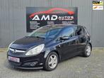 Opel Corsa 1.4 16V Enjoy |Nap|Airco|Cruise|Elec Ramen|Boekje, Auto's, Voorwielaandrijving, Gebruikt, Zwart, 4 cilinders