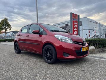 Toyota Yaris 1.3 VVT-i Aspiration | Camera | Trekhaak | Airc beschikbaar voor biedingen
