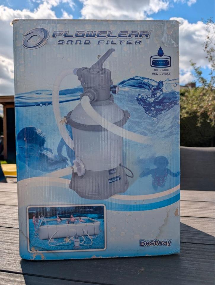 Bestway Flowclear Zandfilterpomp - Tot 16000 Liter, Tuin en Terras, Zwembad-toebehoren, Zo goed als nieuw, Zwembadpomp, Ophalen of Verzenden